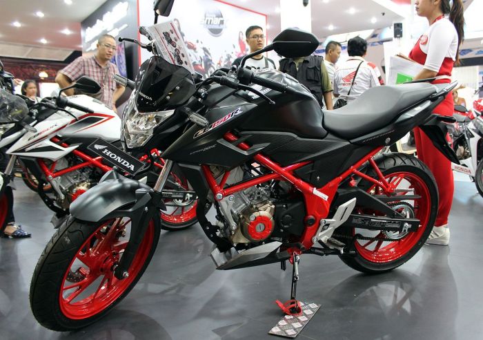 Honda cb150r cb 150r 150ss india thailand concept spotted scoopy testing fuel tank exclusive read also Honda cb150r cb 150r 150ss india thailand concept spotted scoopy testing fuel tank exclusive read also