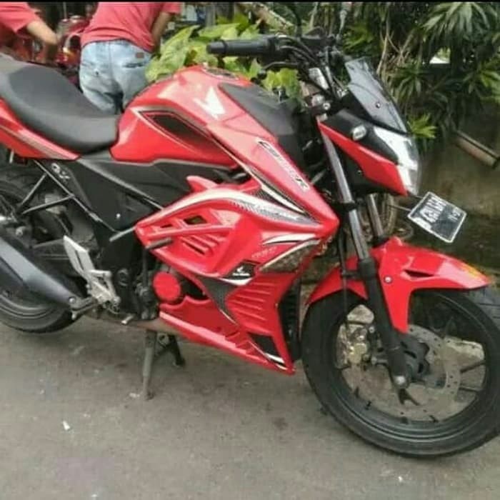 Cb125r ermax fairing headlight vent saute cupolino Cb125r ermax fairing headlight vent saute cupolino
