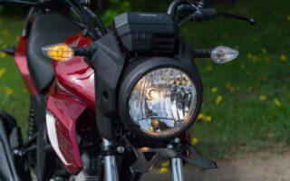 Verza cb150 cb150r macho mesin nomor jogja apakah menggunakan masculine crf rangka letak streetfire tampil warna kasta beda pilih oto Acecories verza