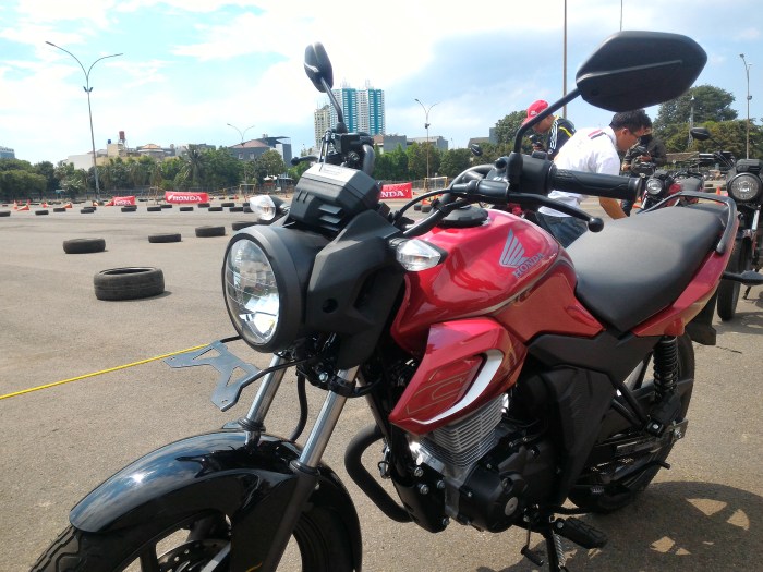 Cb150 verza aksesoris harganya cek Acecoris motor verza
