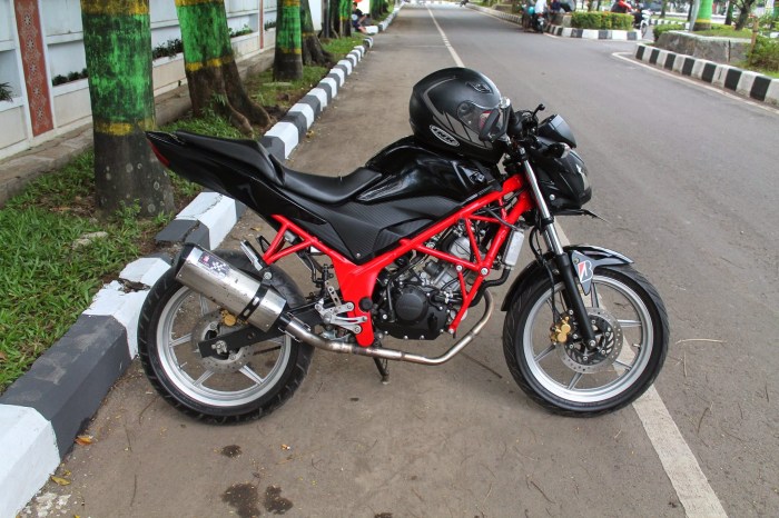 Ban depan belakang maksimal enak untuk naik ukuran bro karena sedikit agak jinjit testimoninya apakah jawabannya posis jadi lumayan Accesories old cb 150 r sf
