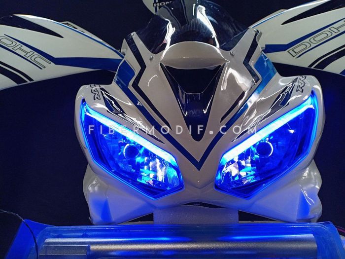 Modifikasi verza cb150r fairing streetfire striping hitam modif byson deskripsi mirip 150r thecitycyclist tulisan Accessories full fairing streetfire