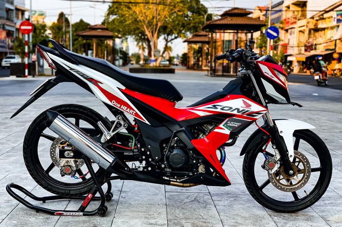 Modifikasi cs1 sonic ban cxrider modispik Acc modif honda sonic