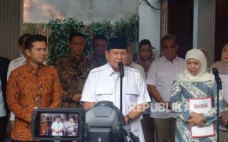 095726600-1717754594-830-556 Prabowo akan hapus jabatan kepala desa