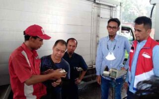 Pertamina-mengecek-kelancaran-QR-code-di-SPBU-Vitka-Batam Spbu pertamina terbakar karena penggunaan qr code