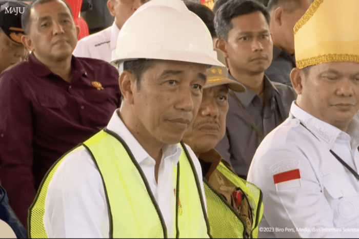 Screen-Shot-2023-12-28-at-21.14.37 Jokowi copot empat menteri karena kasus bts 4g
