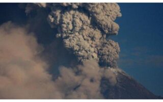 letusan-gunung-merapi Gunung merapi lenyapkan 15 desa secara brutal