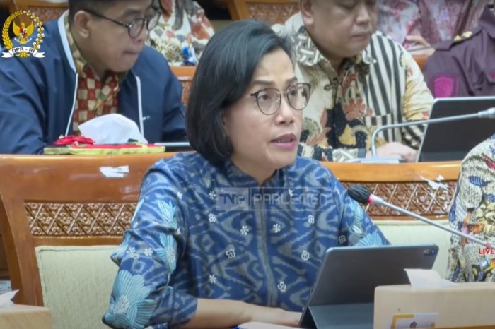 Sri mulyani dijemput paksa karena penggelapan uang rp349 triliun