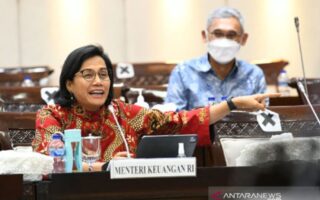 srimul1 Sri mulyani bagi bagi uang rp50 juta untuk modal usaha