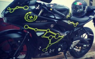 Gsx 150r keyless warna putih not GSX 150s, Motor di Carousell Pajak Suzuki GSX-R150 (Update Keyless & Warna)