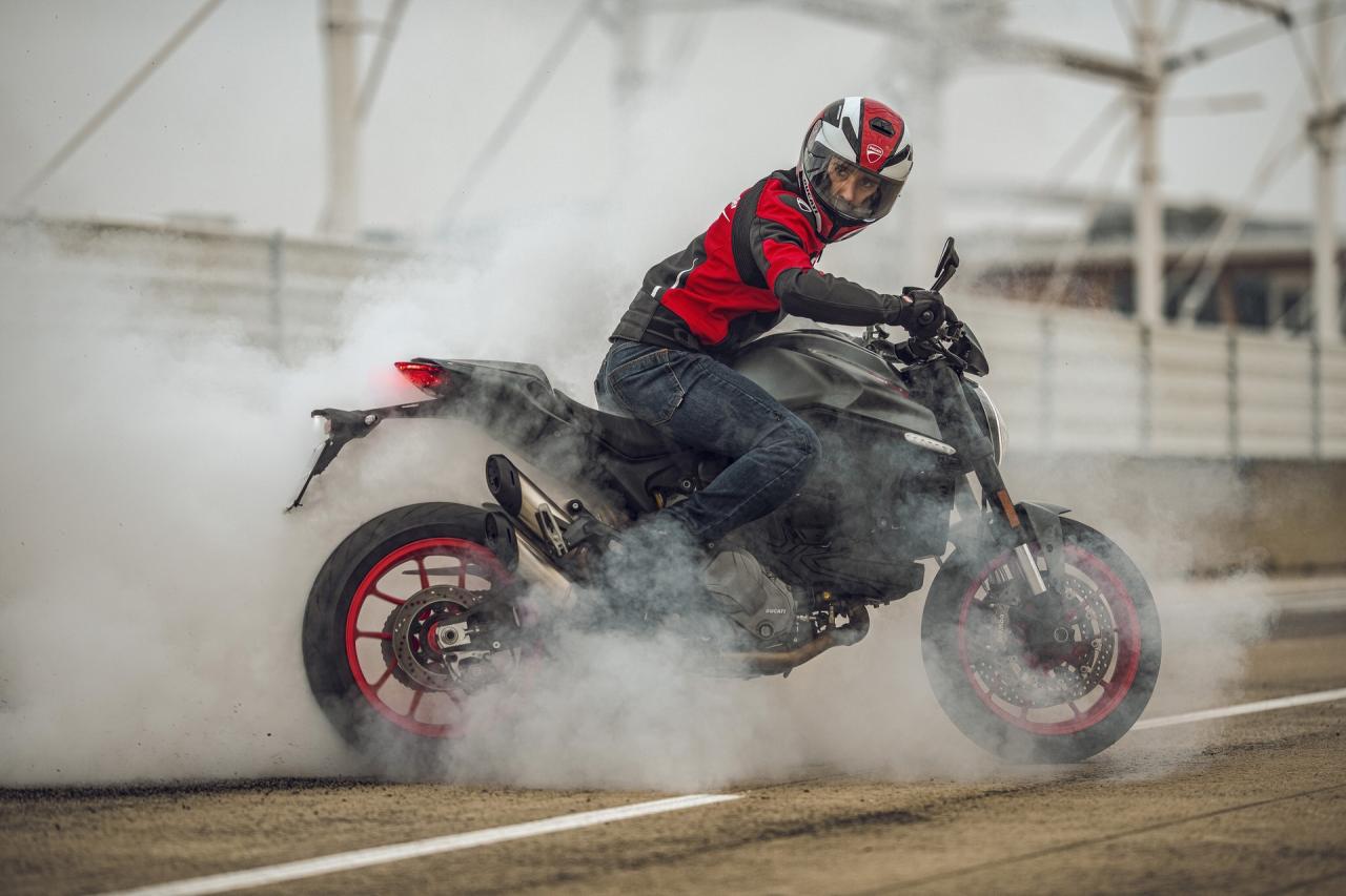 2021 Ducati Monster Debuts With More Power, Less Weight And New Looks ... Pajak Ducati Monster (New Gen 2021)