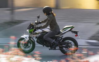 Z e-1 MY 2024 - Kawasaki Portugal Pajak Kawasaki Z e-1 (Global, All-New Electric 2024)