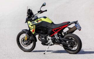 BMW INTRODUCES LIGHTER, MORE POWERFUL MID-SIZE LINEUP FOR 2024 | ADV LIFE Pajak BMW F 900 GS (New Gen 2024)