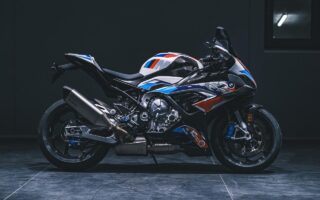 BMW M 1000 RR 2021 :: Behance Pajak BMW M 1000 RR (All-New 2021)
