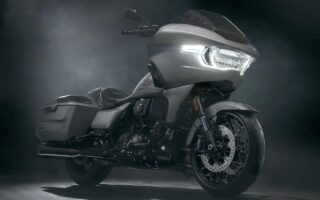 The Sharknose 2023 CVO Road Glide Launches A New Chapter For Harley ... Pajak Harley-Davidson CVO Road Glide (New Gen 2023)