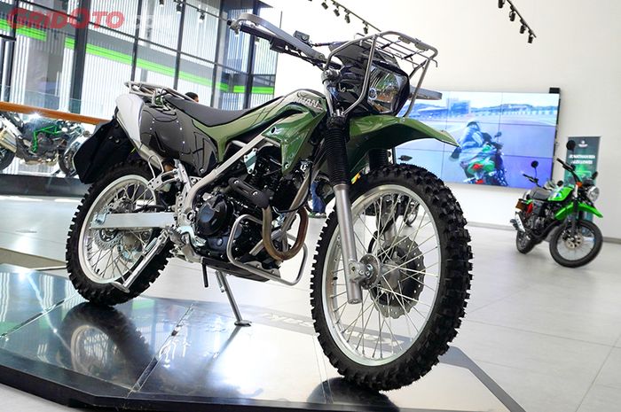 Lihat Detail Kawasaki Stockman, Spek Special Buat Kerja Keras - GridOto.com Pajak Kawasaki Stockman (All-New 2022)