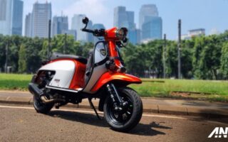 Scomadi Technica 200i dan Tourismo Technica 200w - Impresi Riding ... Pajak Scomadi Technica 200i (All-New 2023)