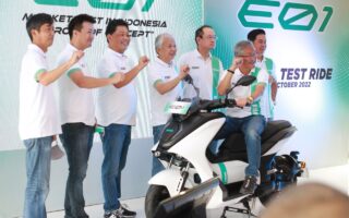 Bedah Kecanggihan Kendaraan Listrik Yamaha E01 yang Resmi Mengaspal di ... Pajak Yamaha E01 (EV Concept/Lease 2022)